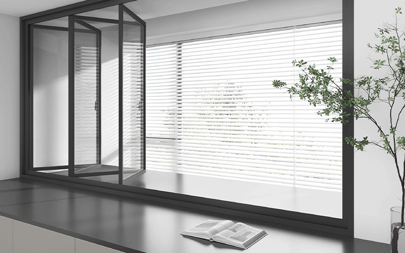 120 series folding window